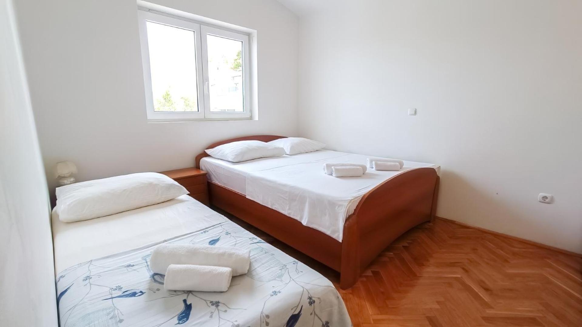 Apartment Huanita Promajna Eksteriør billede